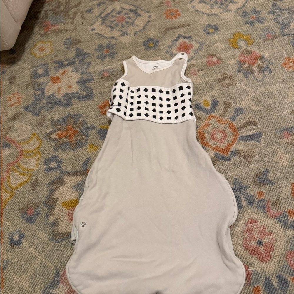 Nanit White and Black Baby Sleep Sack